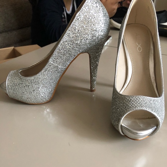 Platform formal sequen heels - Picture 3 of 4